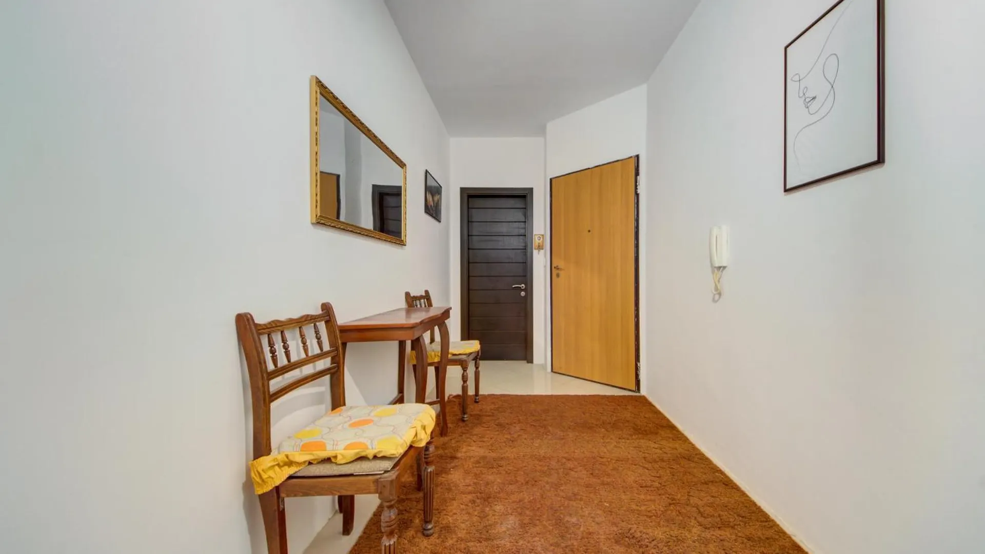 Apt San Julien Saint Julian's 0*,